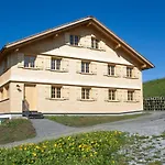 Unser Vorsaess - Geisskopf Feriehus *